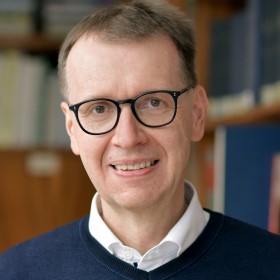 Prof. Christian Bogdan